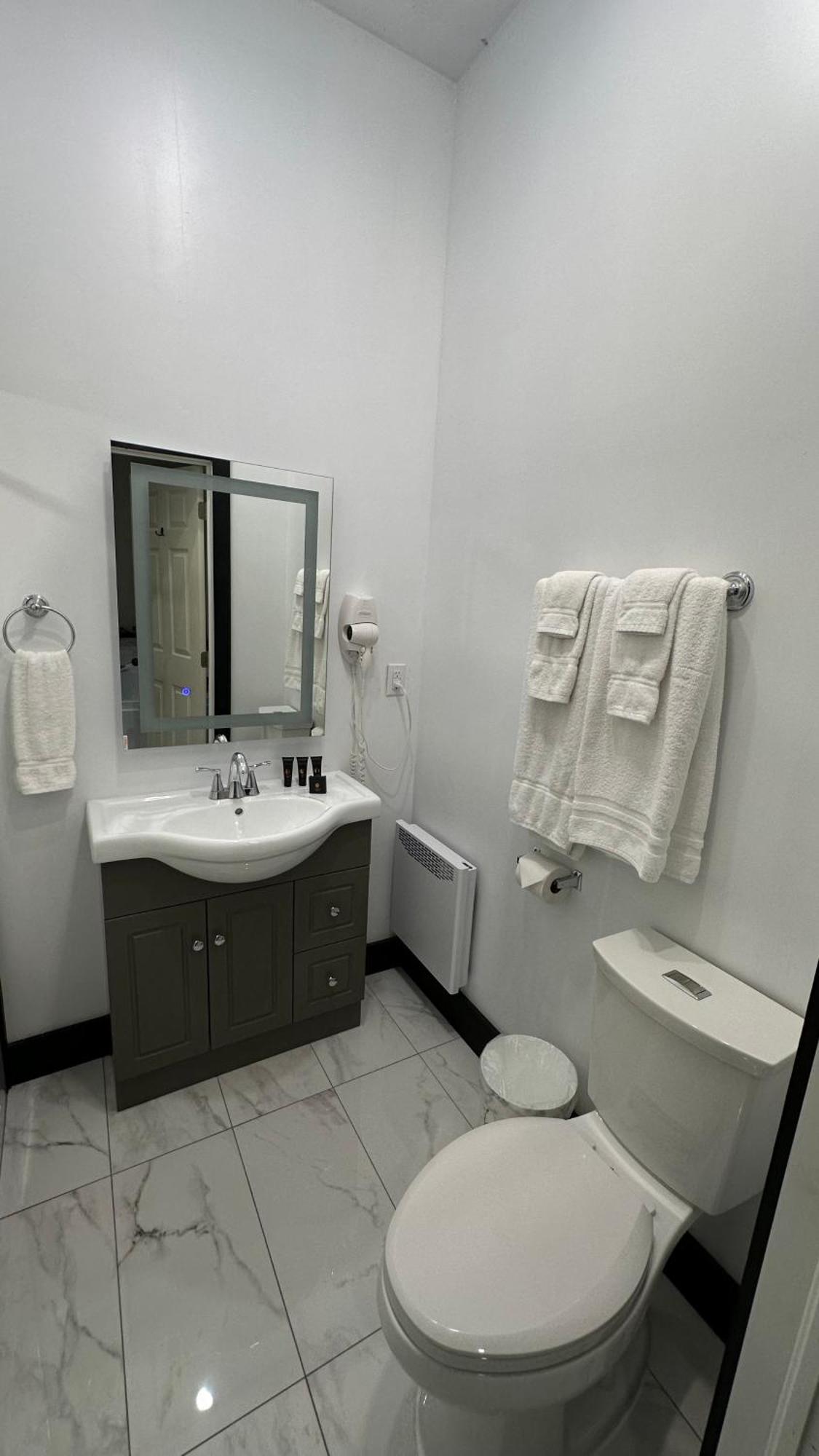 Motel 7 Inn & Suites Beresford Kültér fotó