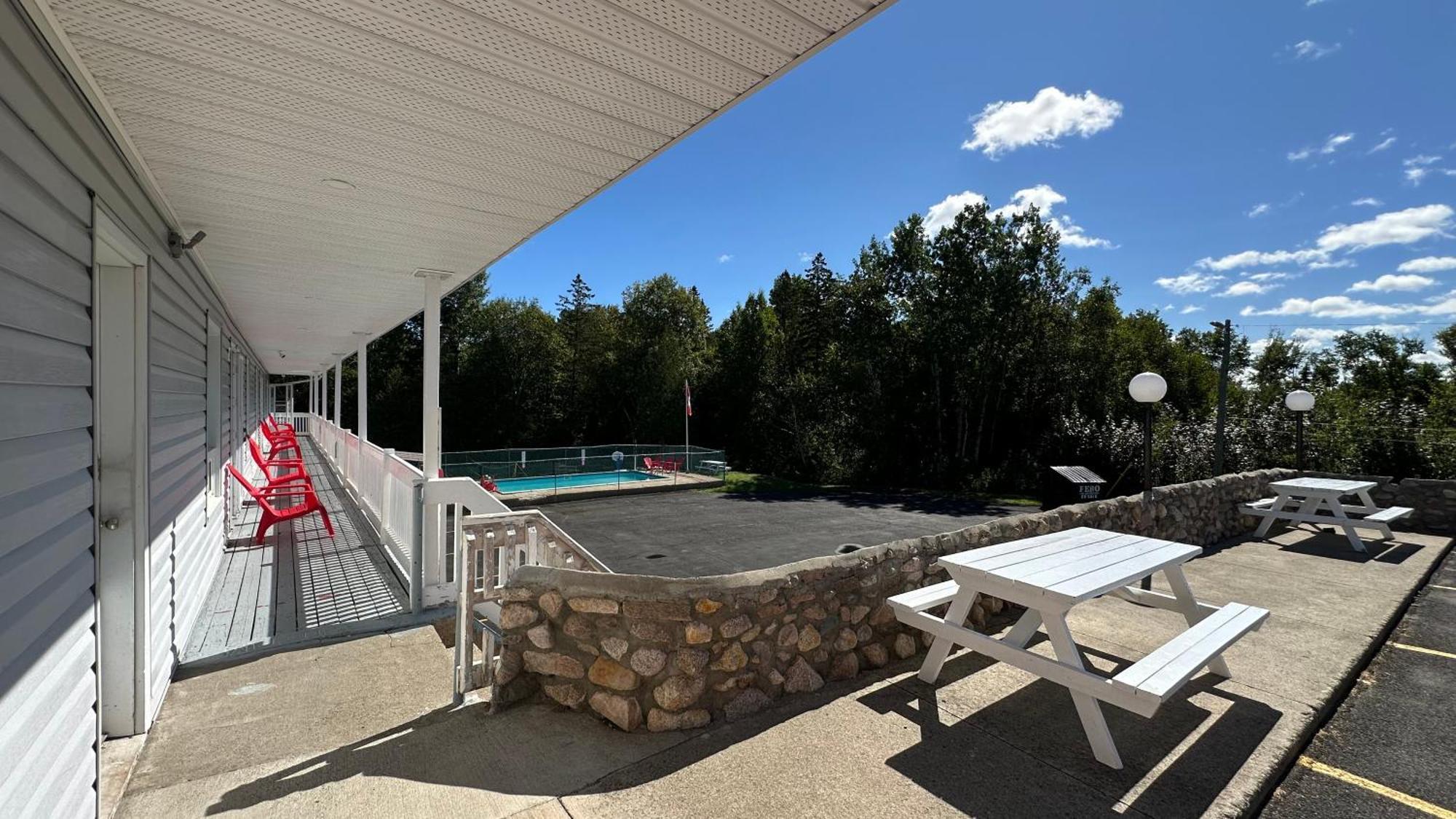 Motel 7 Inn & Suites Beresford Kültér fotó